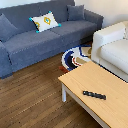 Rez De Jardin 아파트 *