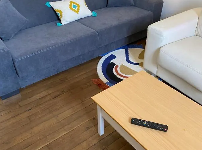 Rez De Jardin Apartment *